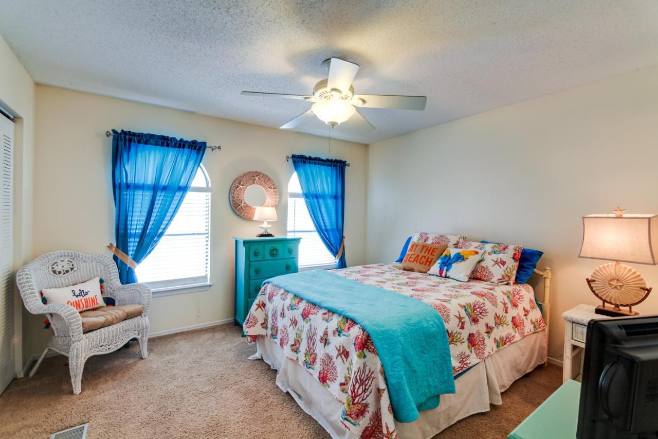 Destin Townhome With Balcony - Walk To The Beach! Exteriör bild